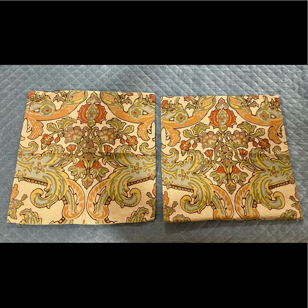 Two 20x20 in Pottery Barn throw pillow covers